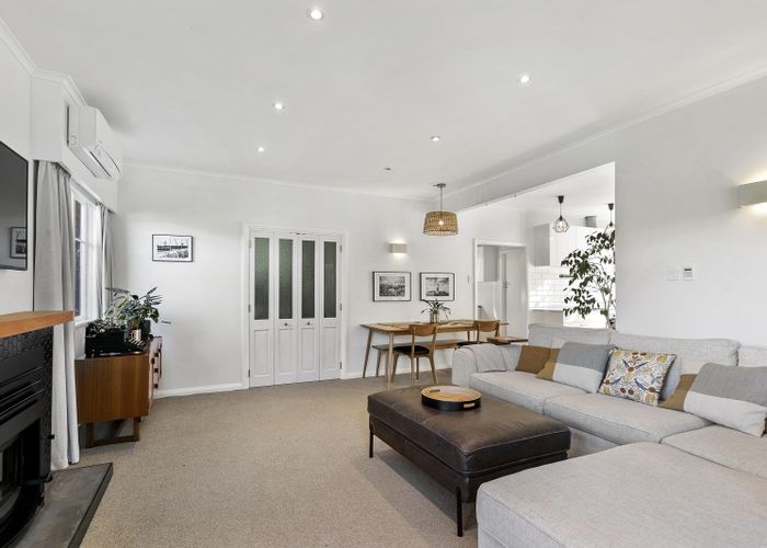  at 51 Jackson Street, Island Bay, Wellington