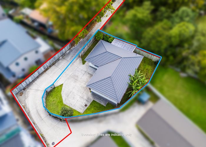  at 37 Awaroa Road, Sunnyvale, Auckland