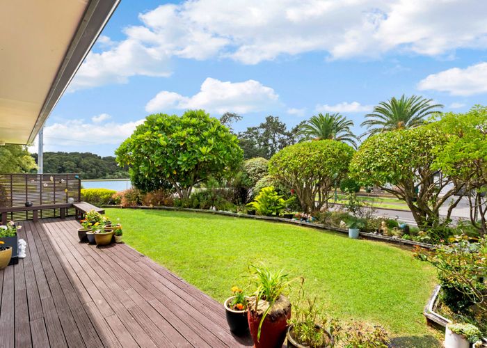  at 52 Wattle Farm Road, Wattle Downs, Manukau City, Auckland