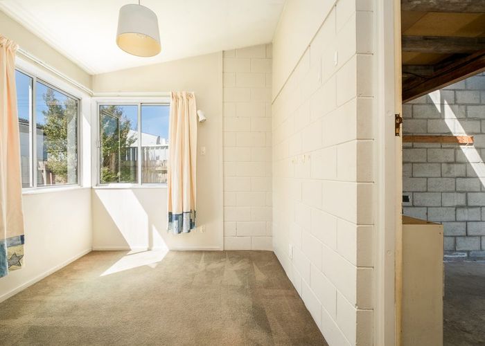  at 2/151 Centaurus Road, St. Martins, Christchurch City, Canterbury