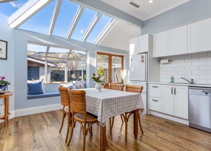  at 31 Hardwicke Street, Sumner, Christchurch City, Canterbury