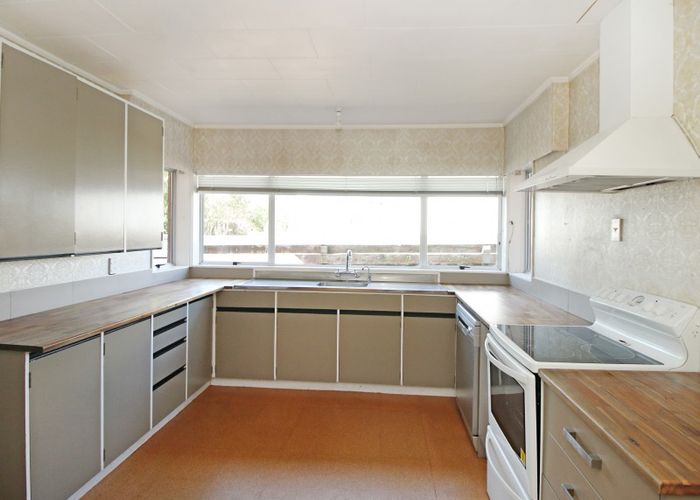  at 28 Meadowbrook Drive, Cloverlea, Palmerston North