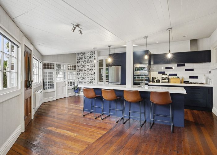  at 19 Middleton Road, Kew, Dunedin, Otago