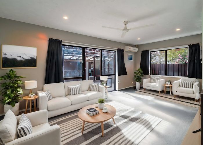  at 2/126B Inwoods Close, Parklands, Christchurch