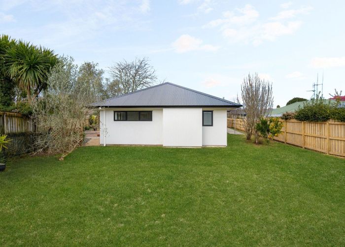  at 8 Dorchester Place, Nawton, Hamilton