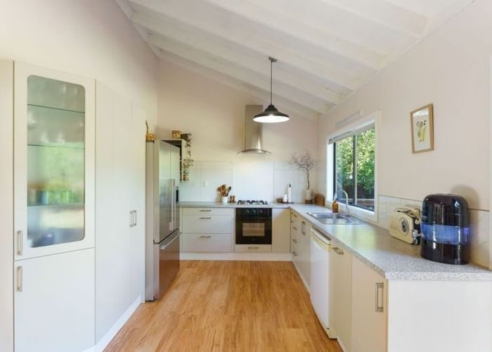  at 27 Fincham Rd, Raumati Beach, Kapiti Coast, Wellington