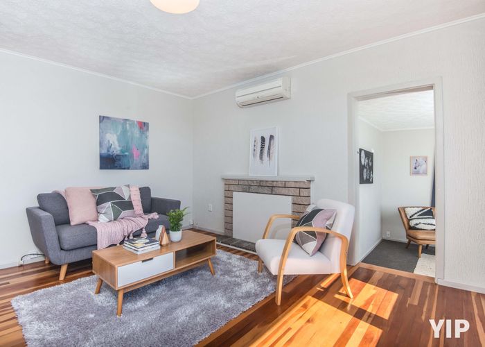  at 11 Link Road, Newlands, Wellington
