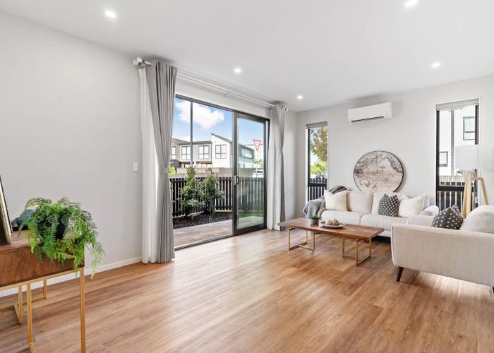 at 1  Waterlily Street, Hobsonville, Waitakere City, Auckland