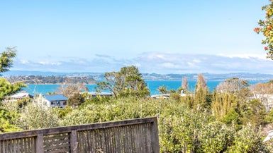  at 4 Kuaka Road, Oneroa, Waiheke Island