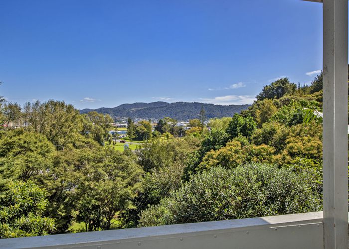  at 127 Riverside Drive, Parahaki, Whangarei