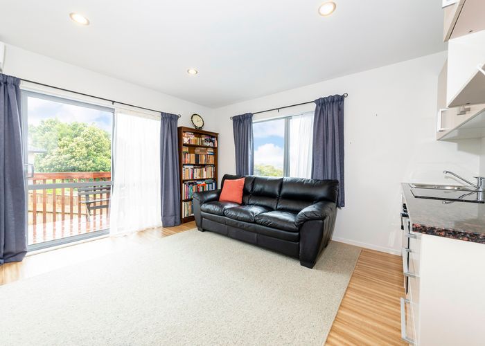  at 104 Tiriwa Drive, Massey, Auckland