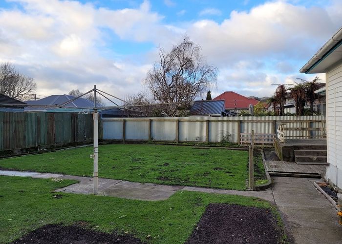  at 33 Naenae Road, Naenae, Lower Hutt, Wellington