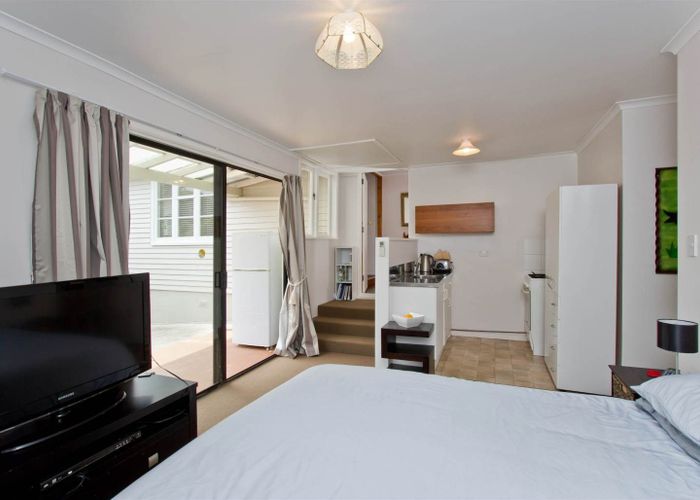  at 30 Kokiri Street, Te Atatu South, Auckland