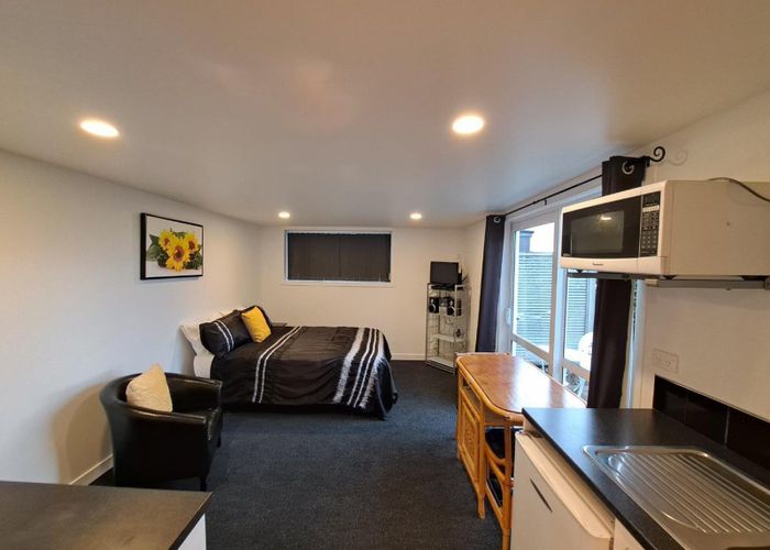  at 8 Walmer Grove, Bell Block, New Plymouth