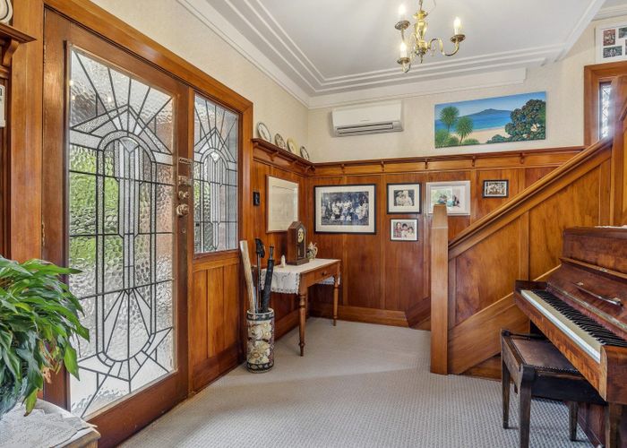  at 81 Cannington Road, Maori Hill, Dunedin