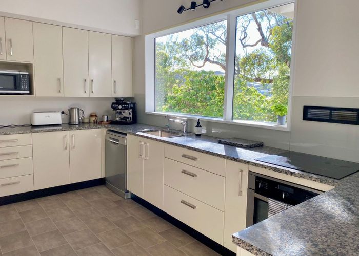  at 7 Spencer Street, Crofton Downs, Wellington