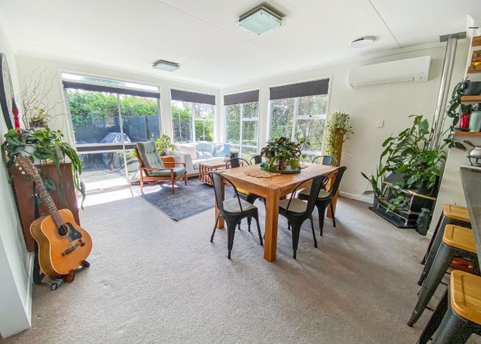  at 2 Rakino Place, Awapuni, Palmerston North, Manawatu / Whanganui