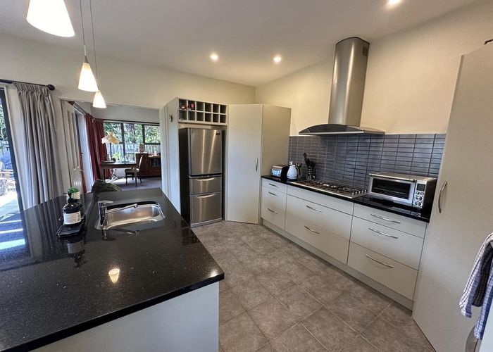  at 18 Silver Pine Ave, Woodridge, Wellington, Wellington