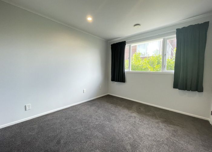  at 4 Chapman Road, Te Atatu Peninsula, Waitakere City, Auckland