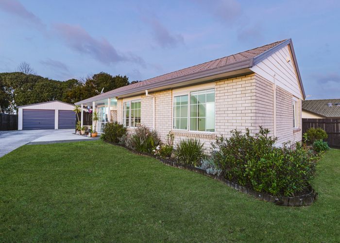  at 21 Randwick Place, Randwick Park, Auckland