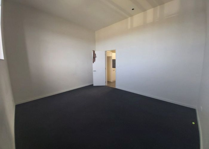  at 1/82 Riccarton Road, Riccarton, Christchurch City, Canterbury