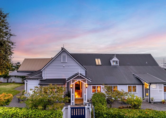  at 2 Sealy Road, Bluff Hill, Napier, Hawke's Bay