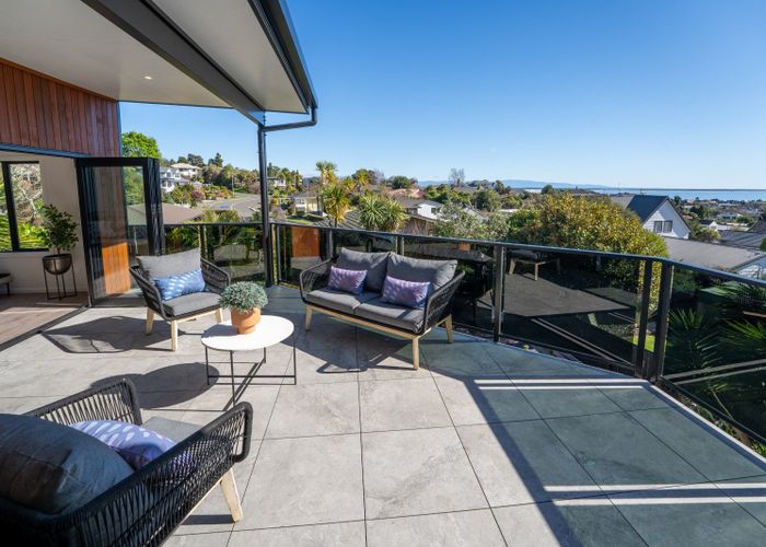  at 15 Lodestone Road, Richmond