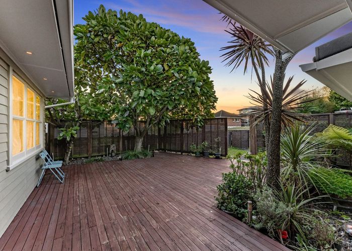  at 32 Cotswold Lane, Mount Wellington, Auckland City, Auckland