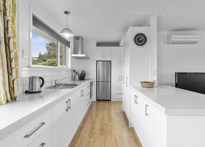  at 2 Mark Avenue, Paparangi, Wellington, Wellington