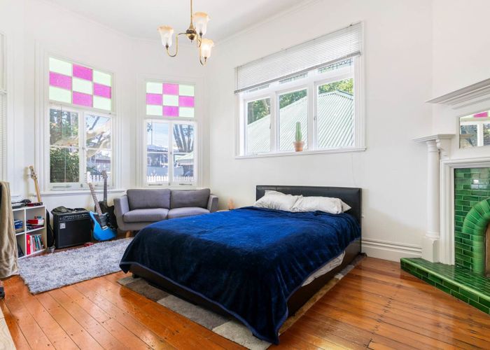  at 33 Castle Street, Grey Lynn, Auckland