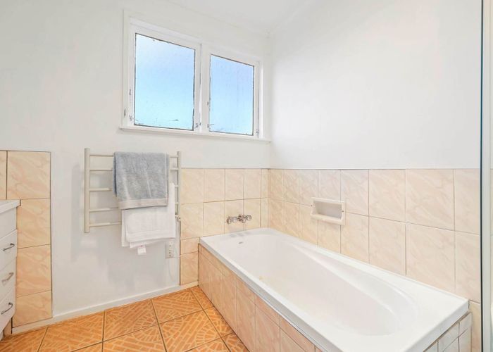  at Pakuranga, Manukau City, Auckland