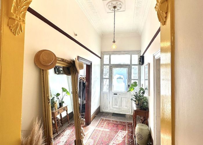  at 38 Pirie Street, Mount Victoria, Wellington