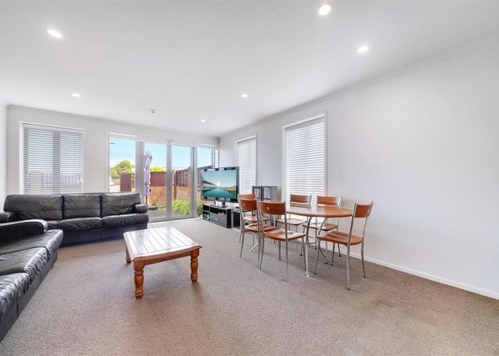  at 5A Puka Street, Onehunga, Auckland City, Auckland