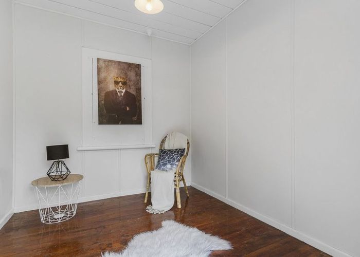  at 82 Church Street, Otahuhu, Auckland