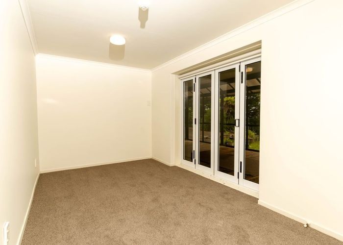  at 8 Swanson Road, Henderson, Auckland