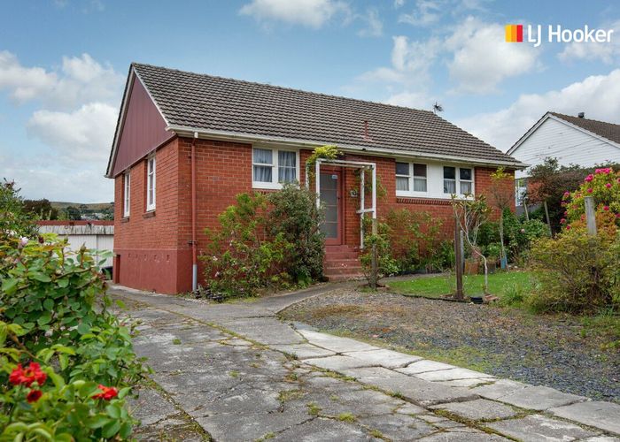  at 10 Burgess Street, Green Island, Dunedin