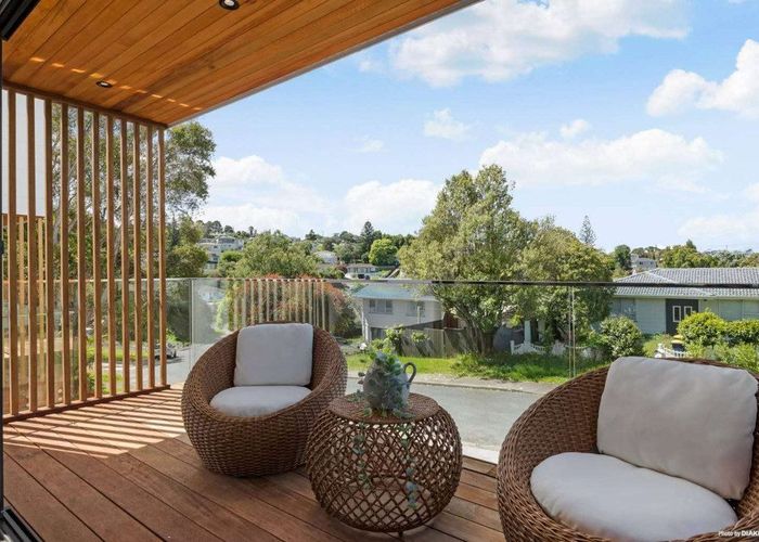  at 6A  Aralia Road, Sunnynook, North Shore City, Auckland