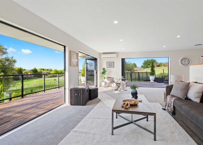 at 42 Arana Drive, Drury
