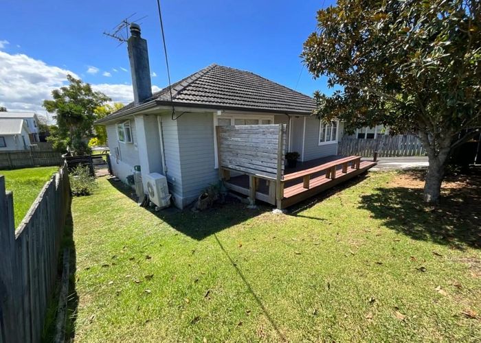  at Paton Avenue Te Atatu South, Te Atatu South, Waitakere City, Auckland