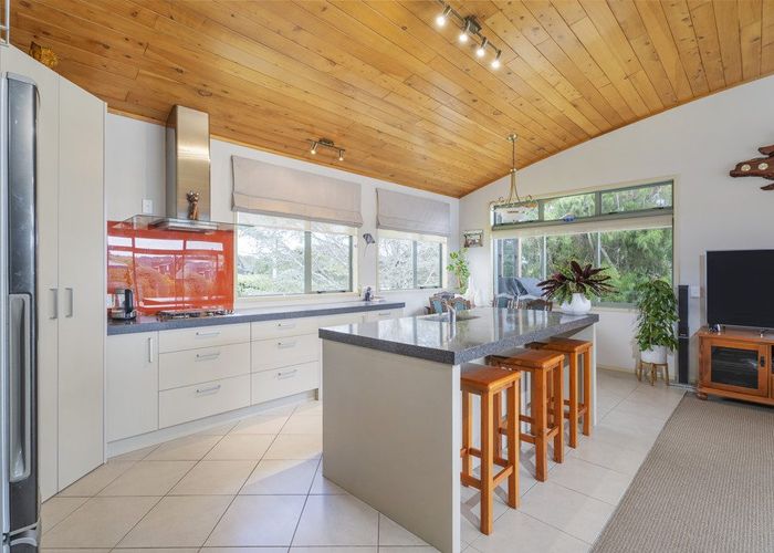  at 16 Endeavour Place, Cooks Beach, Thames-Coromandel, Waikato