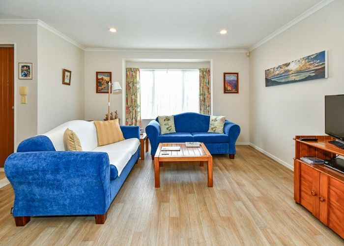  at 46 Blackwood Drive, Wattle Downs, Manukau City, Auckland