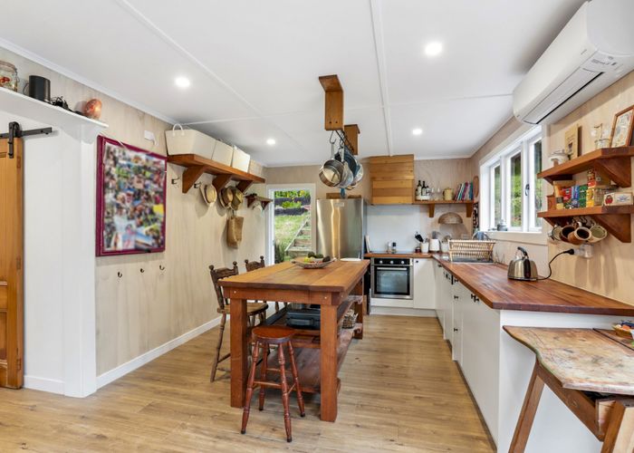  at 619 Huia Road, Parau, Auckland