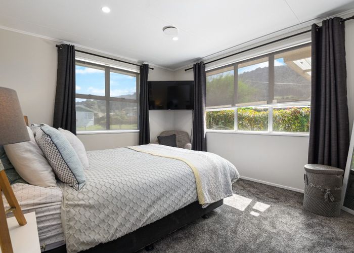  at 22 Bay Grove, Pukehangi, Rotorua