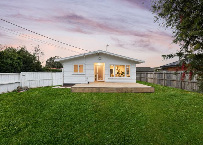  at 1/22 Ranui Station Road, Ranui, Auckland