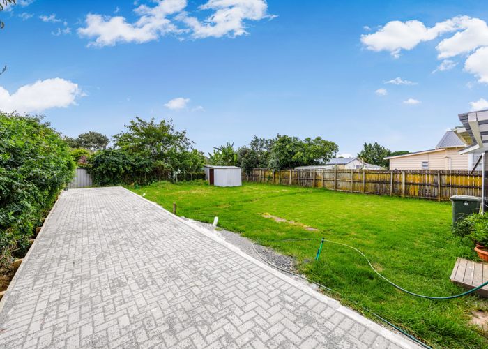  at 8a & 8b Nikau Road, Otahuhu, Auckland City, Auckland