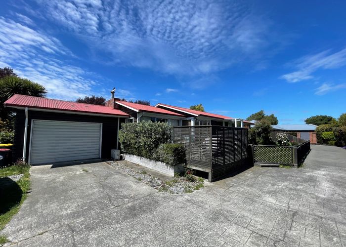  at 14 Toorak Avenue, Avonhead, Christchurch City, Canterbury