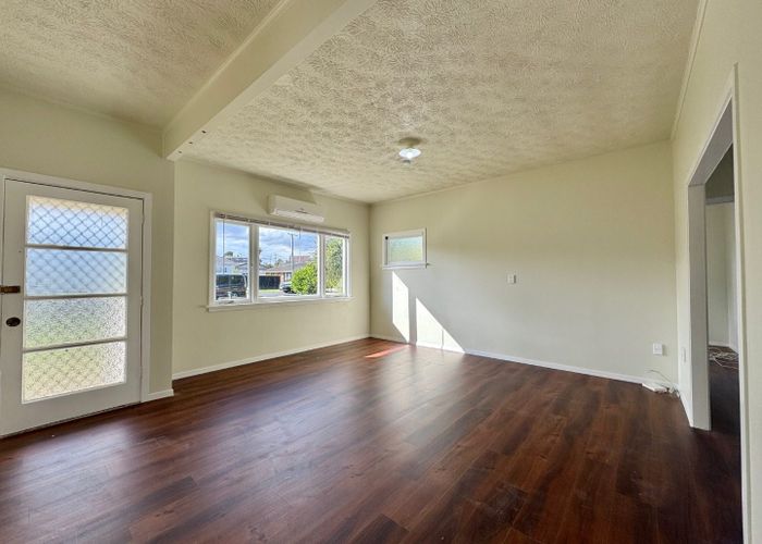  at 8A Hill Road, Papatoetoe, Manukau City, Auckland