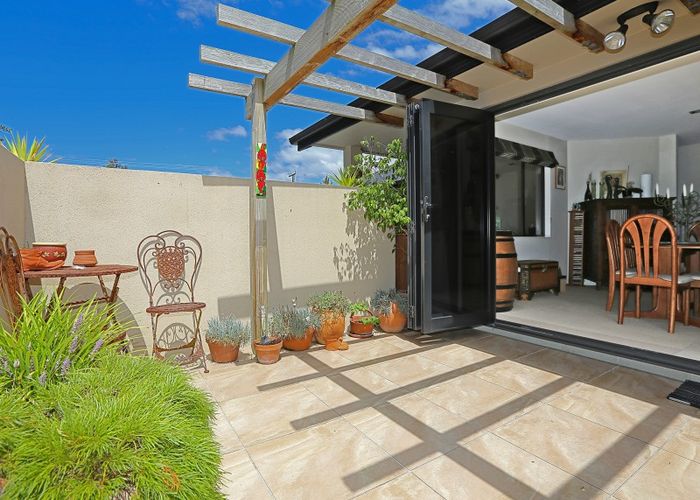  at 19 Panapa Road, Waipatu