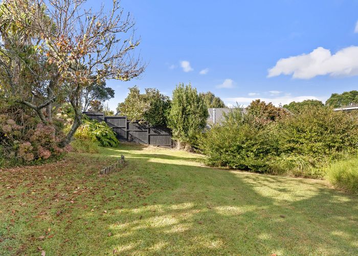  at 4 Inglis Street, Birkenhead, North Shore City, Auckland