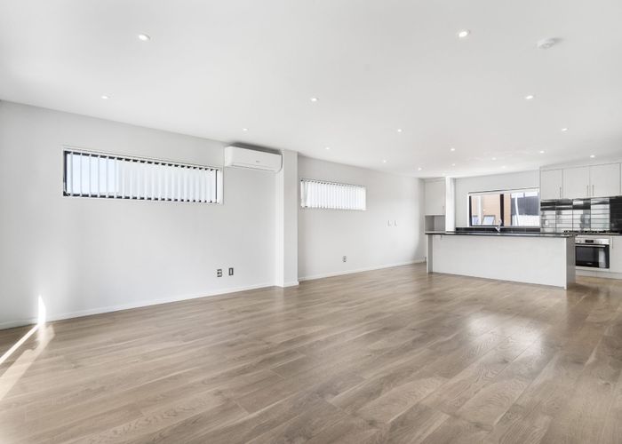  at 25 Meritage Lane, Te Atatu South, Waitakere City, Auckland